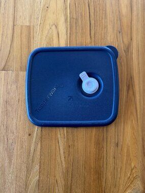 Tupperware REPLACEMENT LID #7386 Vent n Serve Microwave Safe for Dish Bowl